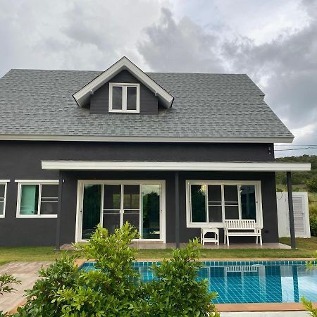 Готель The Barn Hua Hin Хаотао Екстер'єр фото
